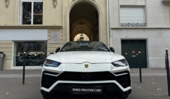 LAMBORGHINI URUS complet