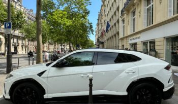 LAMBORGHINI URUS complet